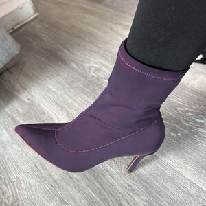 Ted Baker Women’s Heel Bootie Ankle Sock Purple Point Toe Stretch Size 8.5 Sexy